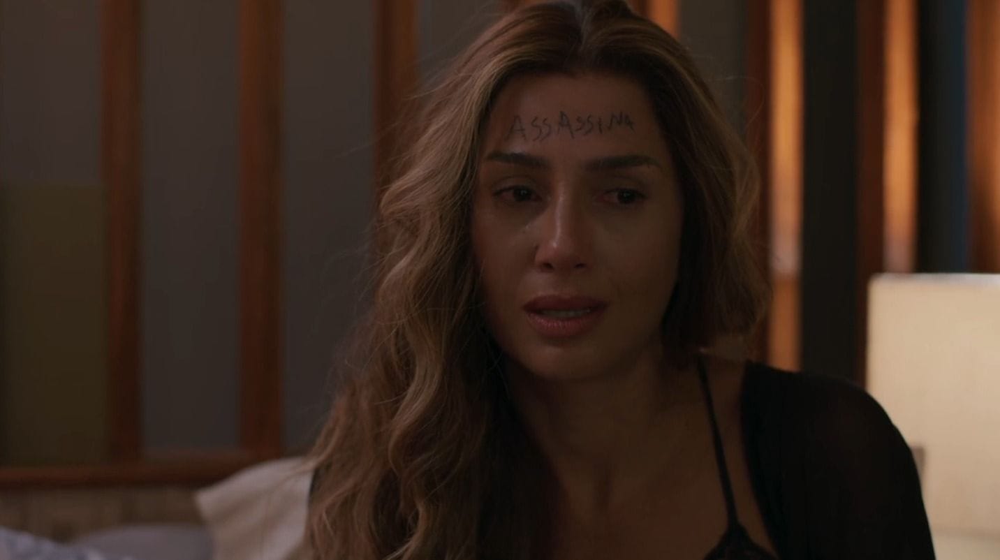 No final de "Beleza Fatal", Lola é presa após tentar matar Sofia e incendiá o LolaLand. Condenada a 34 anos, Sofia confessa ter matado Benjamin. Enquanto isso, Carolina e Gisela herdam a clínica, Tomás e Andreia se casam, e Sofia é rejeitada por Gabriel e a família Paixão.