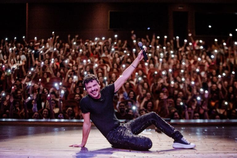 "Max Petterson e Barbatuques no Centro Cultural do Cariri"