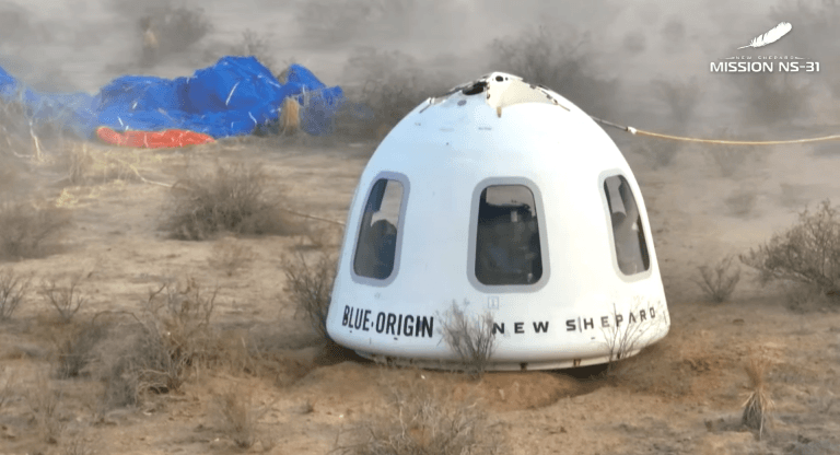 Katy Perry e tripulação feminina voam com Blue Origin