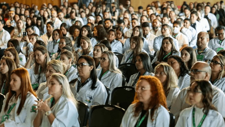 MEC lança exame anual para avaliar cursos de medicina no Brasil
