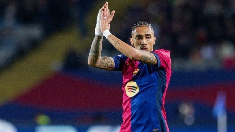 "Barcelona goleia Borussia por 4 a 0 na Champions com Raphinha e Yamal"