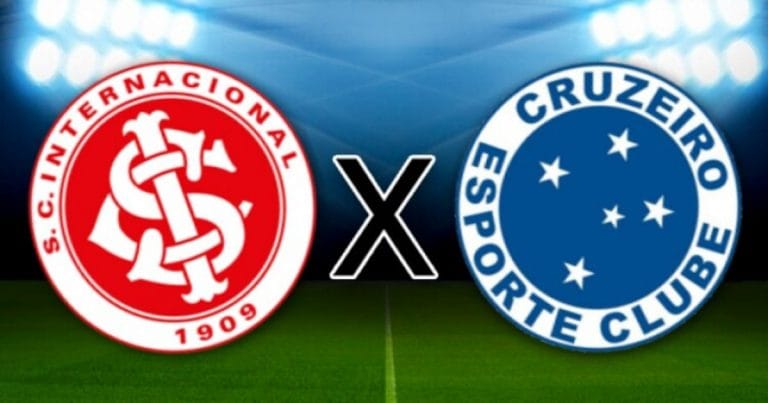 Internacional e Cruzeiro se enfrentam no Brasileirão no domingo, às 18h30, no Beira-Rio, transmitido pelo Premiere. O Inter busca a primeira vitória com Valencia, enquanto o Cruzeiro, após derrota na Sul-Americana, aposta em Gabigol e Dudu. Jogo decisivo para ambas as equipes.