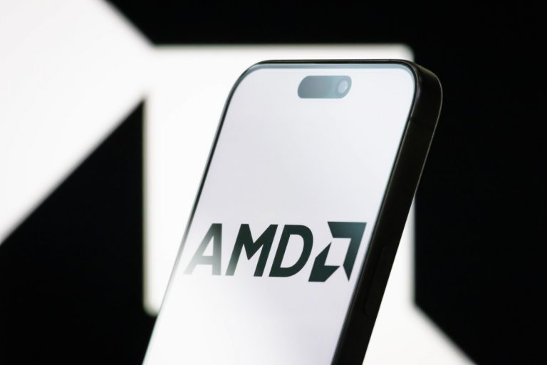 AMD vende negócio de servidores da ZT Systems por US$ 3 bi