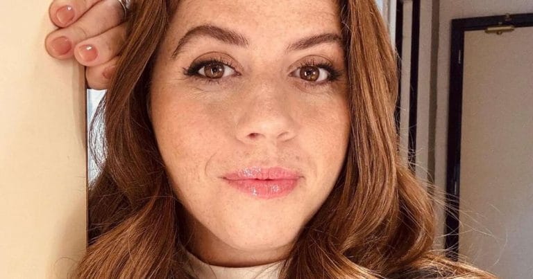 Tati Machado perde bebê aos 7 meses de gestação
