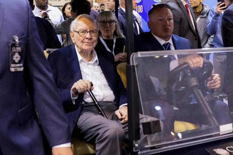 Warren Buffett retorna à conferência anual da Berkshire em 2024