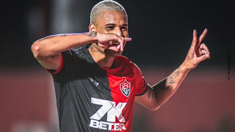 Vitória x Vasco: onde assistir, escalações e horário do jogo