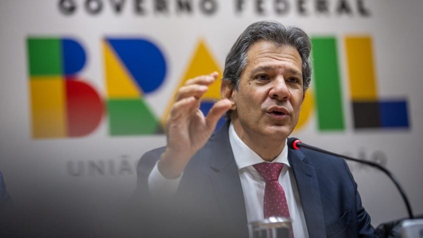 Haddad diz que decisão sobre IOF foi técnica e aprovada por Lula