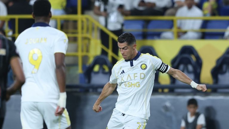 Cristiano Ronaldo marca 935º gol e perde pênalti pelo Al-Nassr