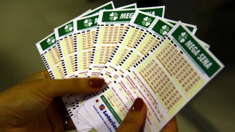 Apostas de Goiás acertam quina da Mega-Sena e ganham R$ 420 mil