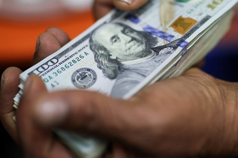 Dólar e Ibovespa sobem após acordo EUA-China sobre tarifas